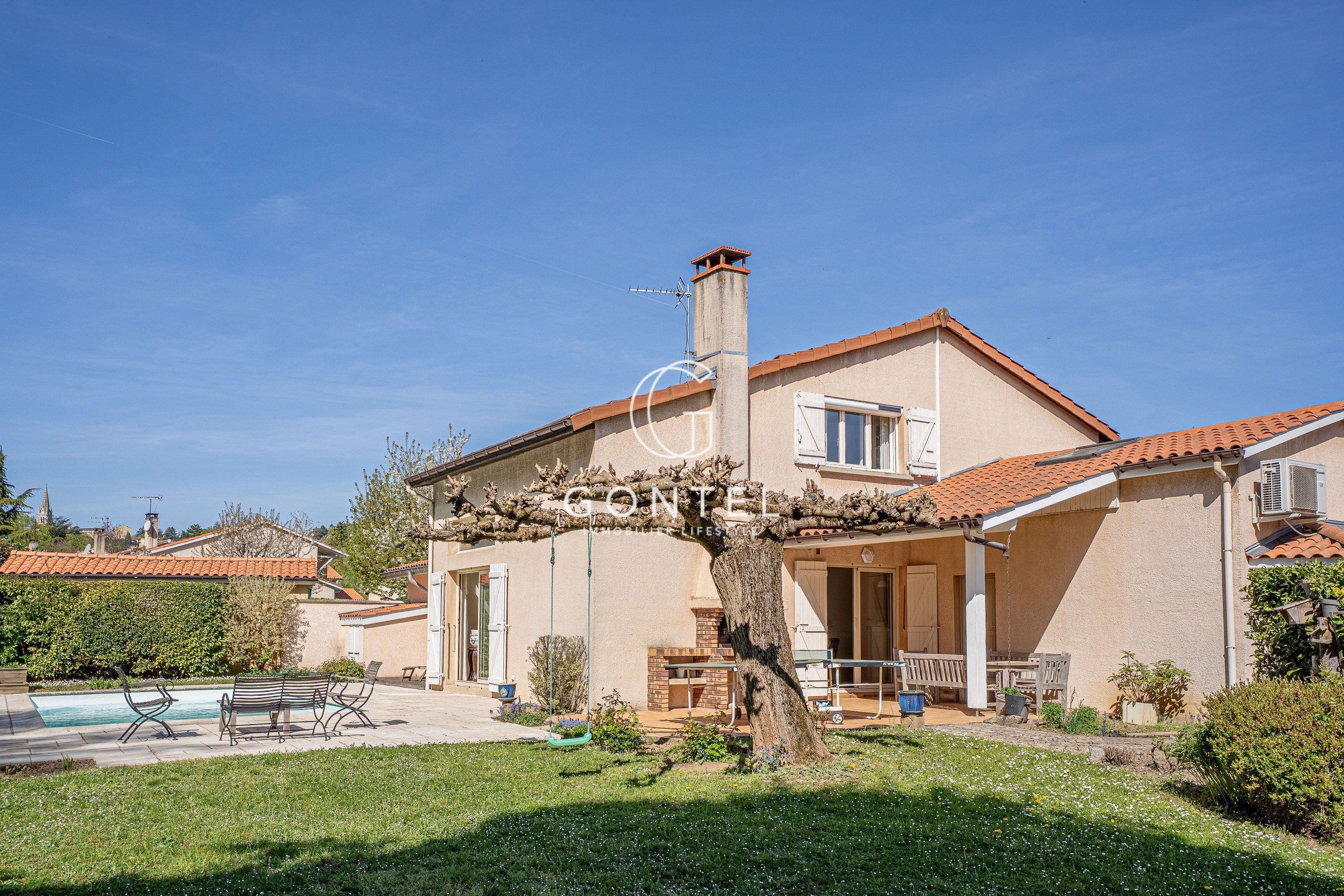 maison 5 Pièces en vente sur ST CYR AU MONT D OR (69450)