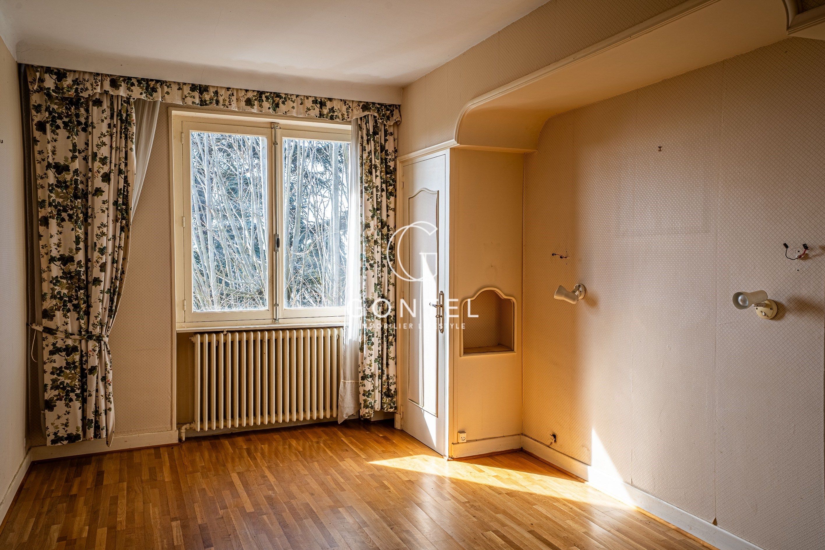 maison 5 Pièces en vente sur ST CYR AU MONT D OR (69450)