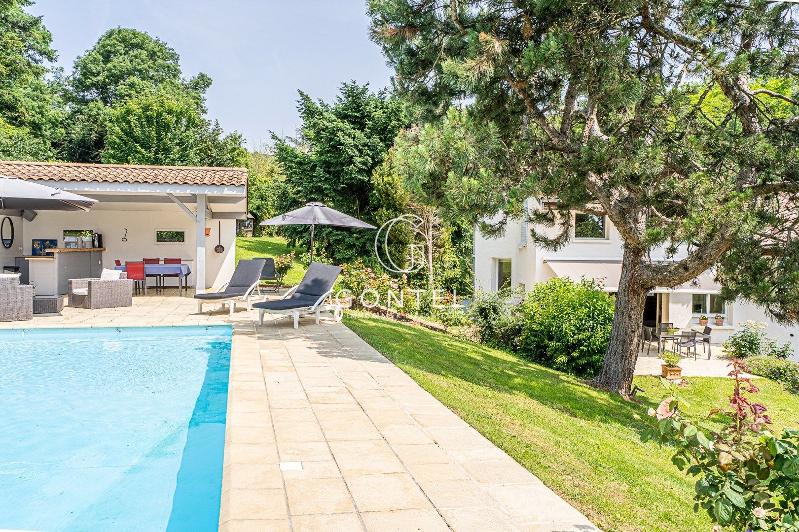 maison 6 Pièces en vente sur ST CYR AU MONT D OR (69450)