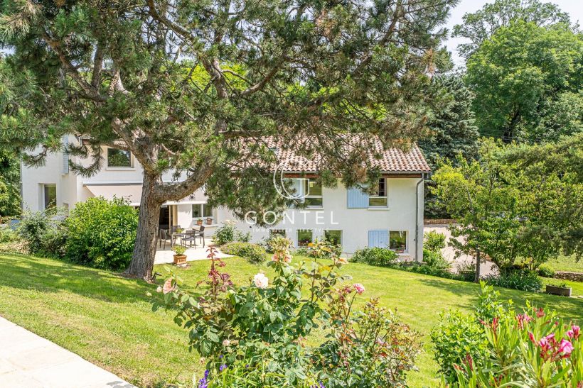 maison 6 Pièces en vente sur ST CYR AU MONT D OR (69450)