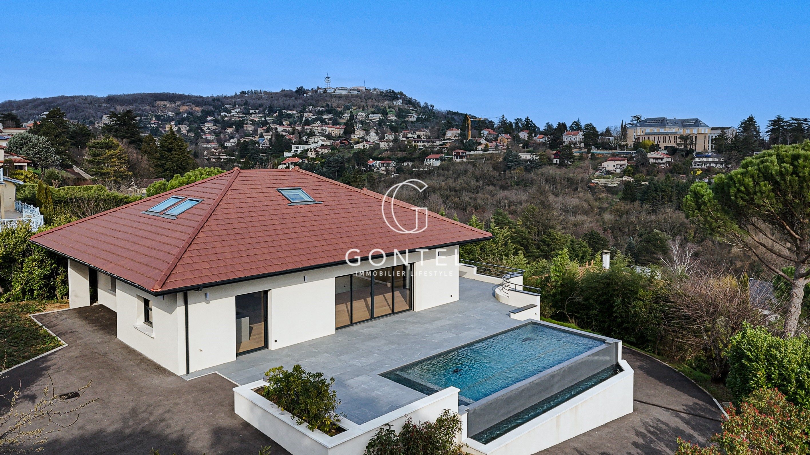 maison 7 Pièces en vente sur ST CYR AU MONT D OR (69450)