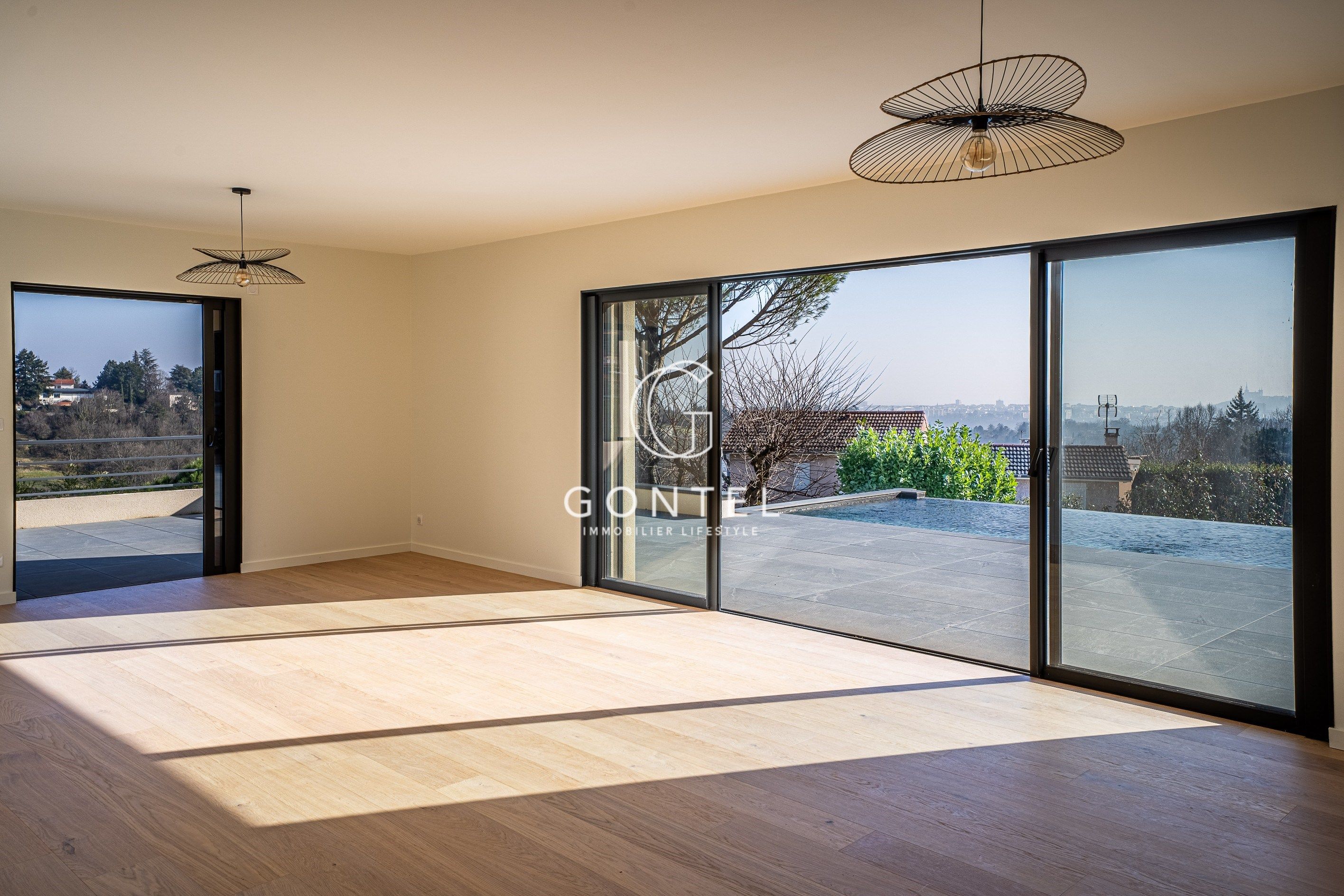 maison 7 Pièces en vente sur ST CYR AU MONT D OR (69450)