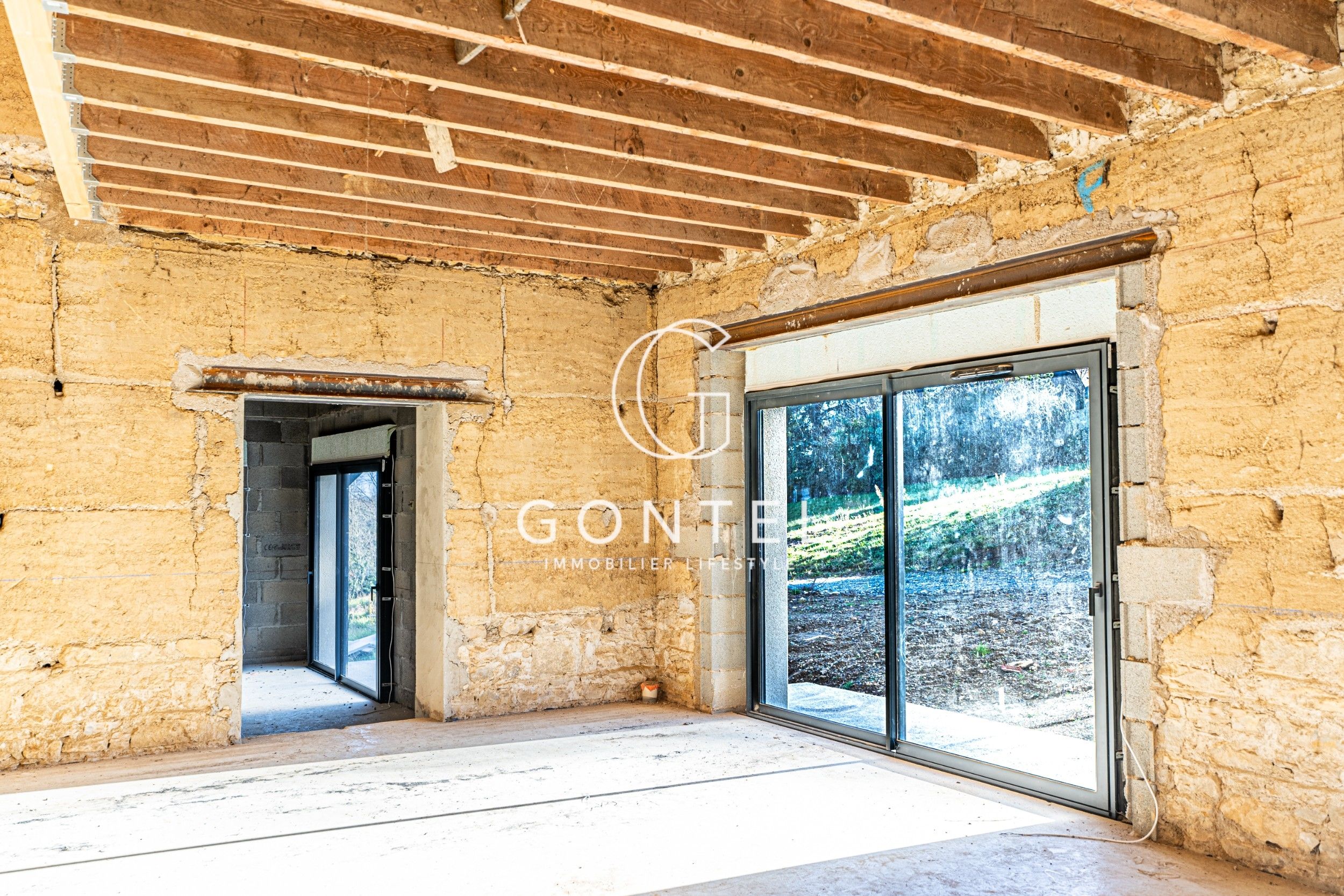 maison 4 Pièces en vente sur ST CYR AU MONT D OR (69450)