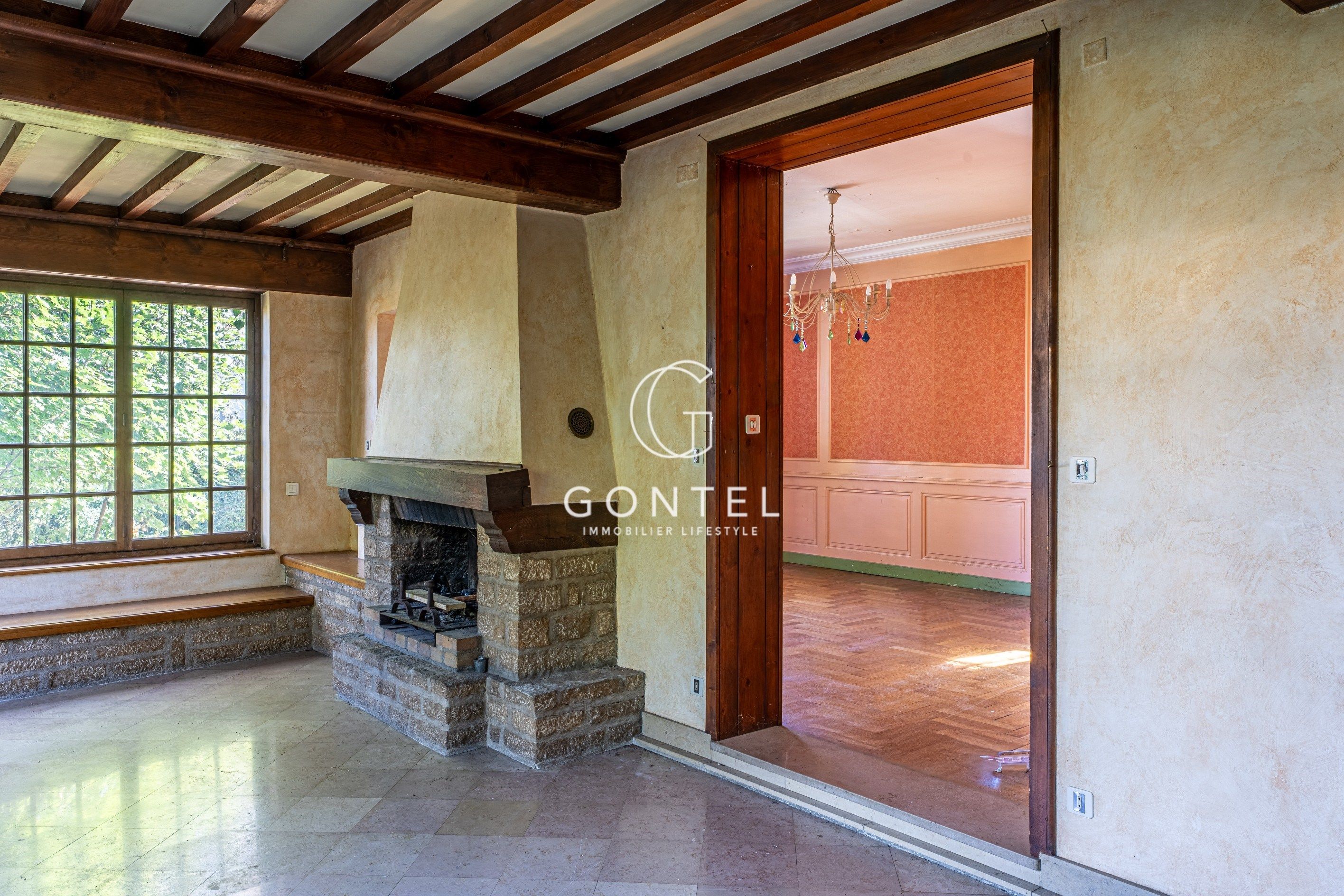 maison 8 Pièces en vente sur STE FOY LES LYON (69110)