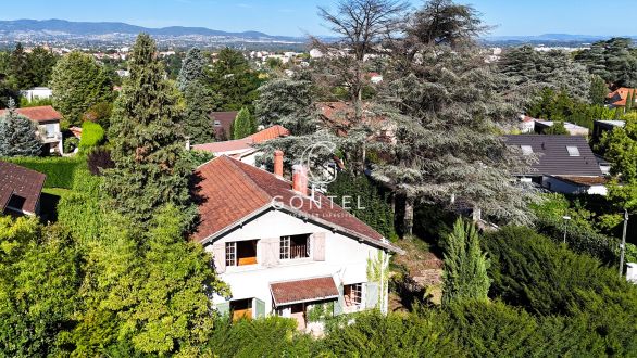 Vente Maison 220 m² 8 Pièces Sainte-Foy-lès-Lyon