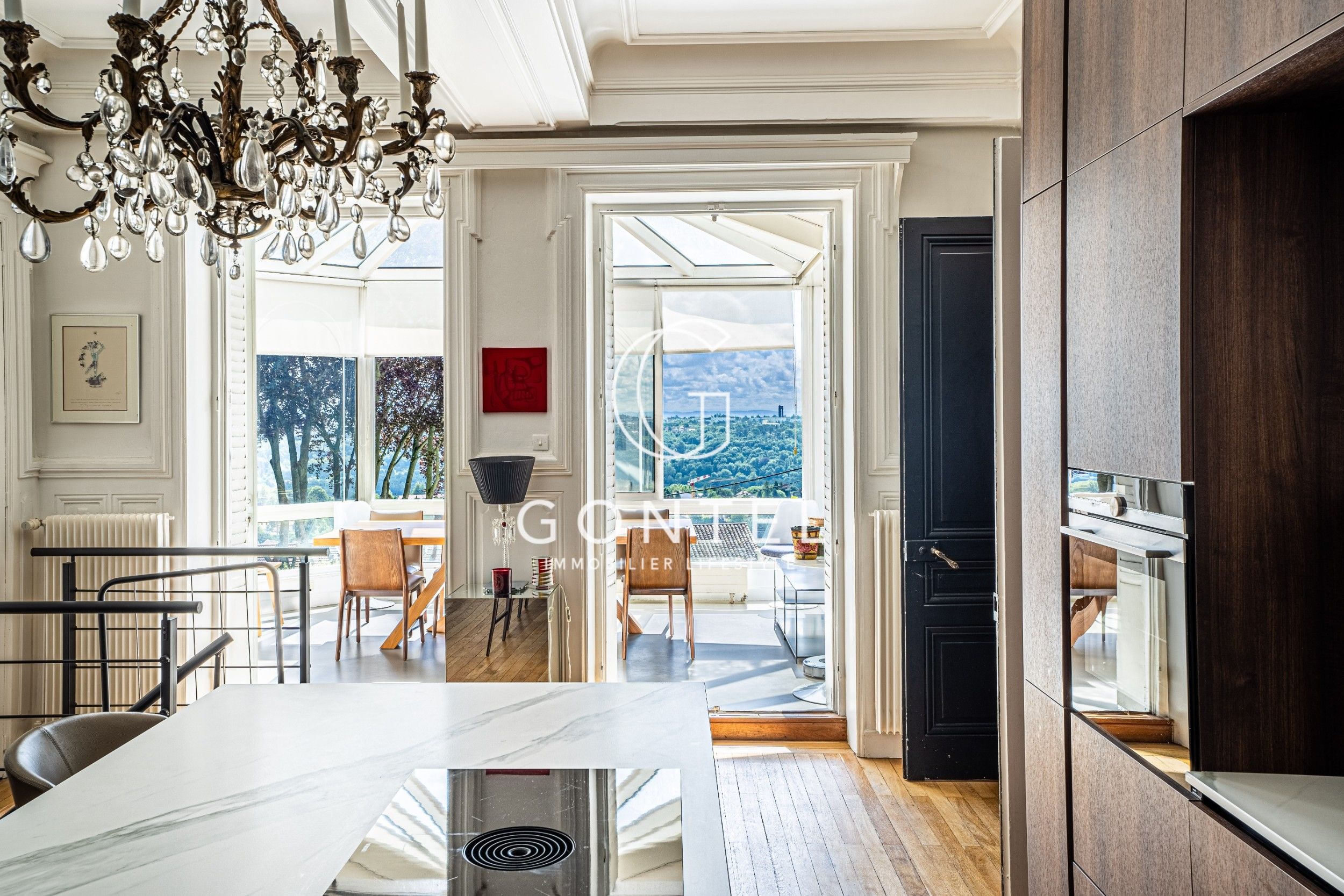 maison 7 Pièces en vente sur COLLONGES AU MONT D OR (69660)