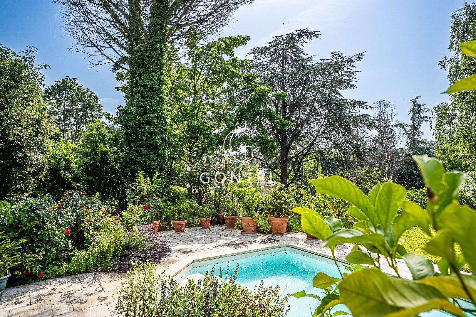 maison 7 Pièces en vente sur ST CYR AU MONT D OR (69450)