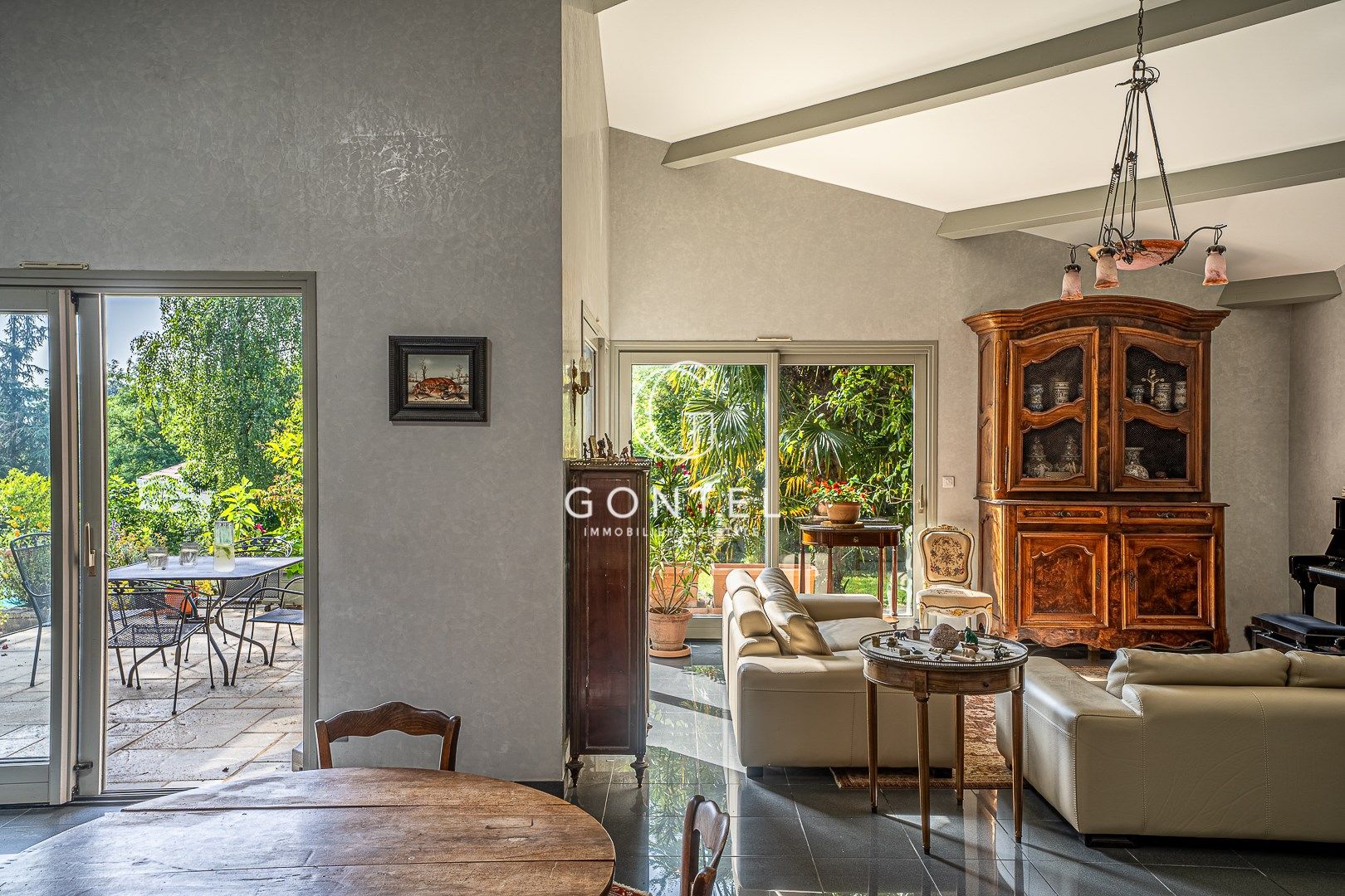 maison 7 Pièces en vente sur ST CYR AU MONT D OR (69450)