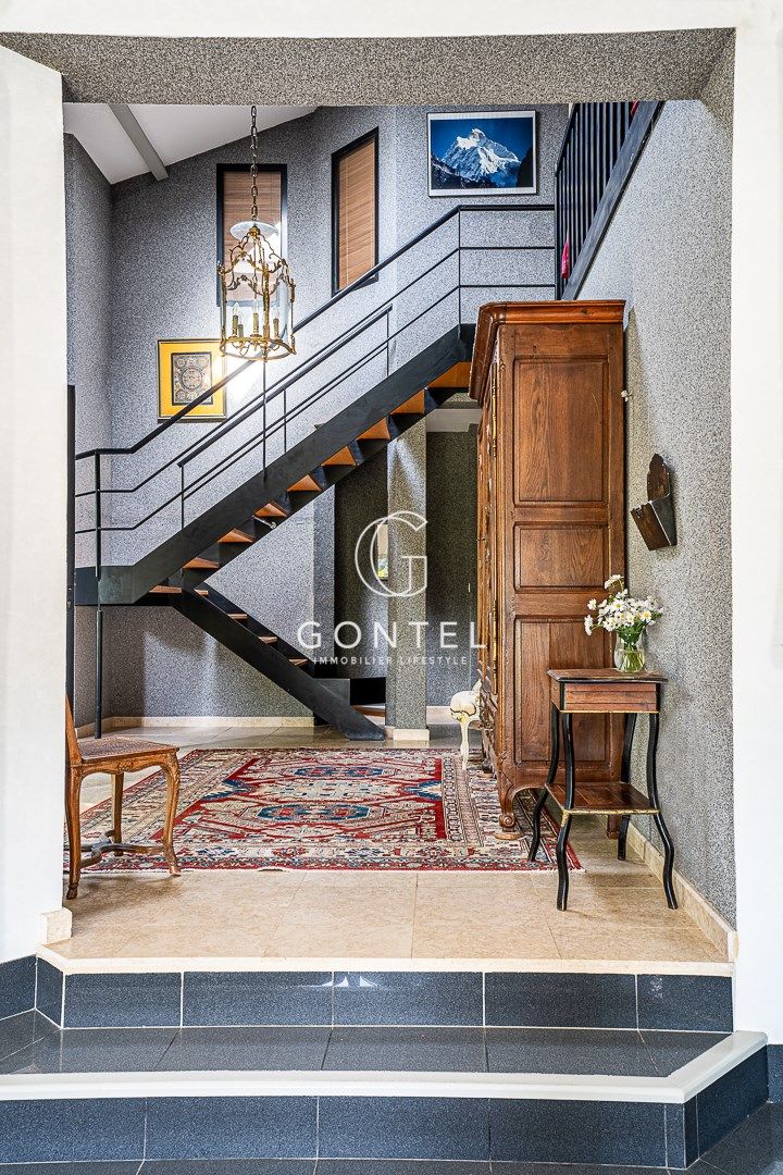 maison 7 Pièces en vente sur ST CYR AU MONT D OR (69450)