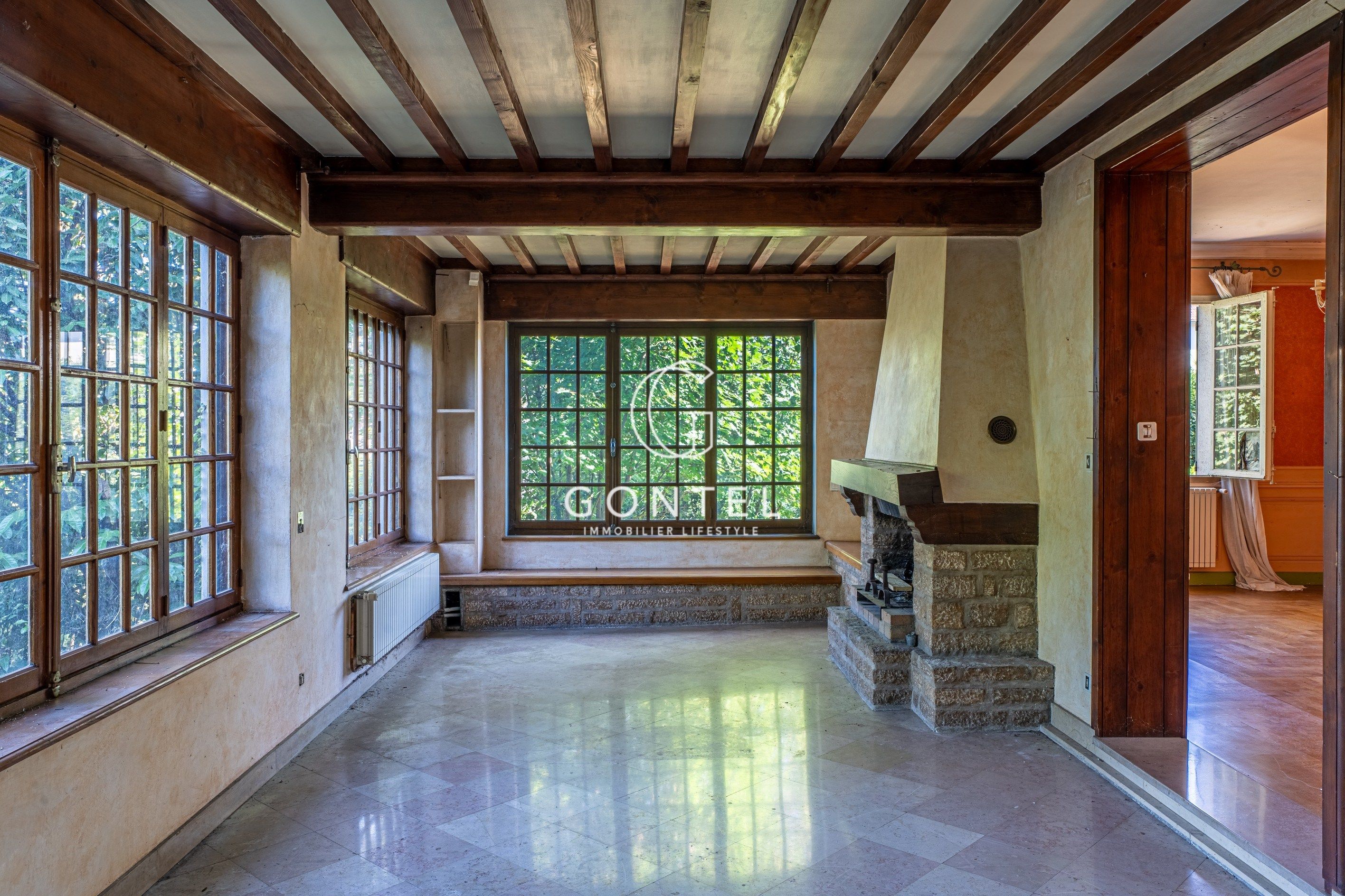 maison 9 Pièces en vente sur STE FOY LES LYON (69110)