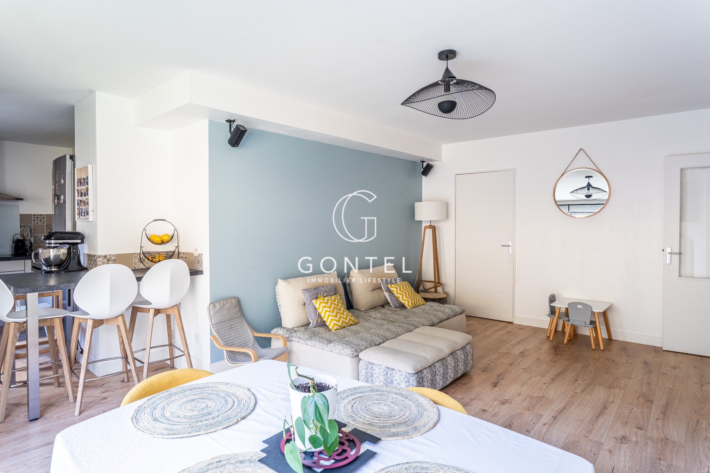 appartement 4 Pièces en vente sur ST CYR AU MONT D OR (69450)