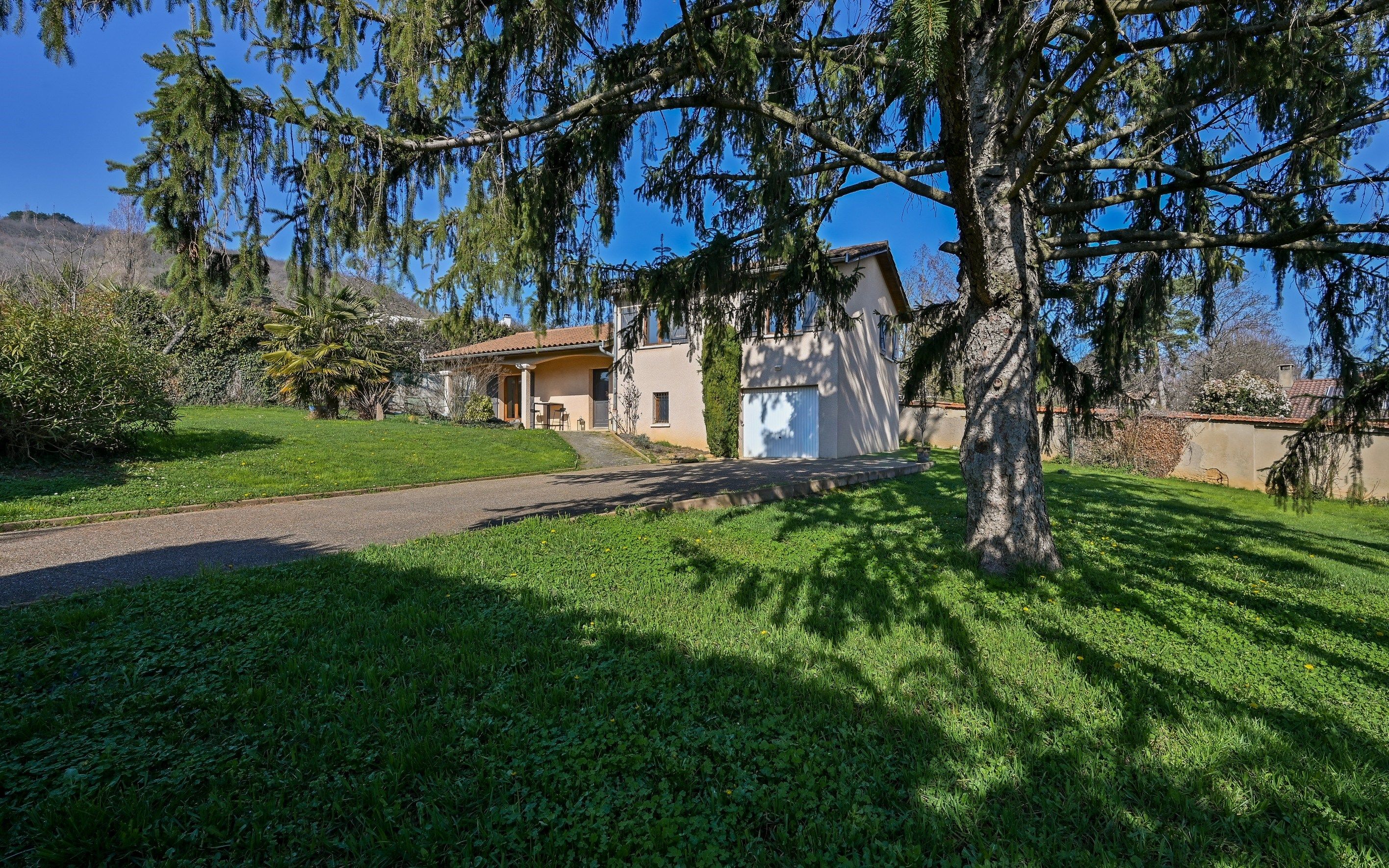 maison 5 Pièces en vente sur COLLONGES AU MONT D OR (69660)