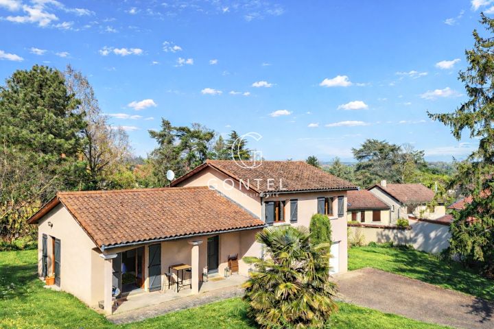 Vente Maison 139&nbsp;m² 5&nbsp;Pièces Collonges-au-Mont-d'Or