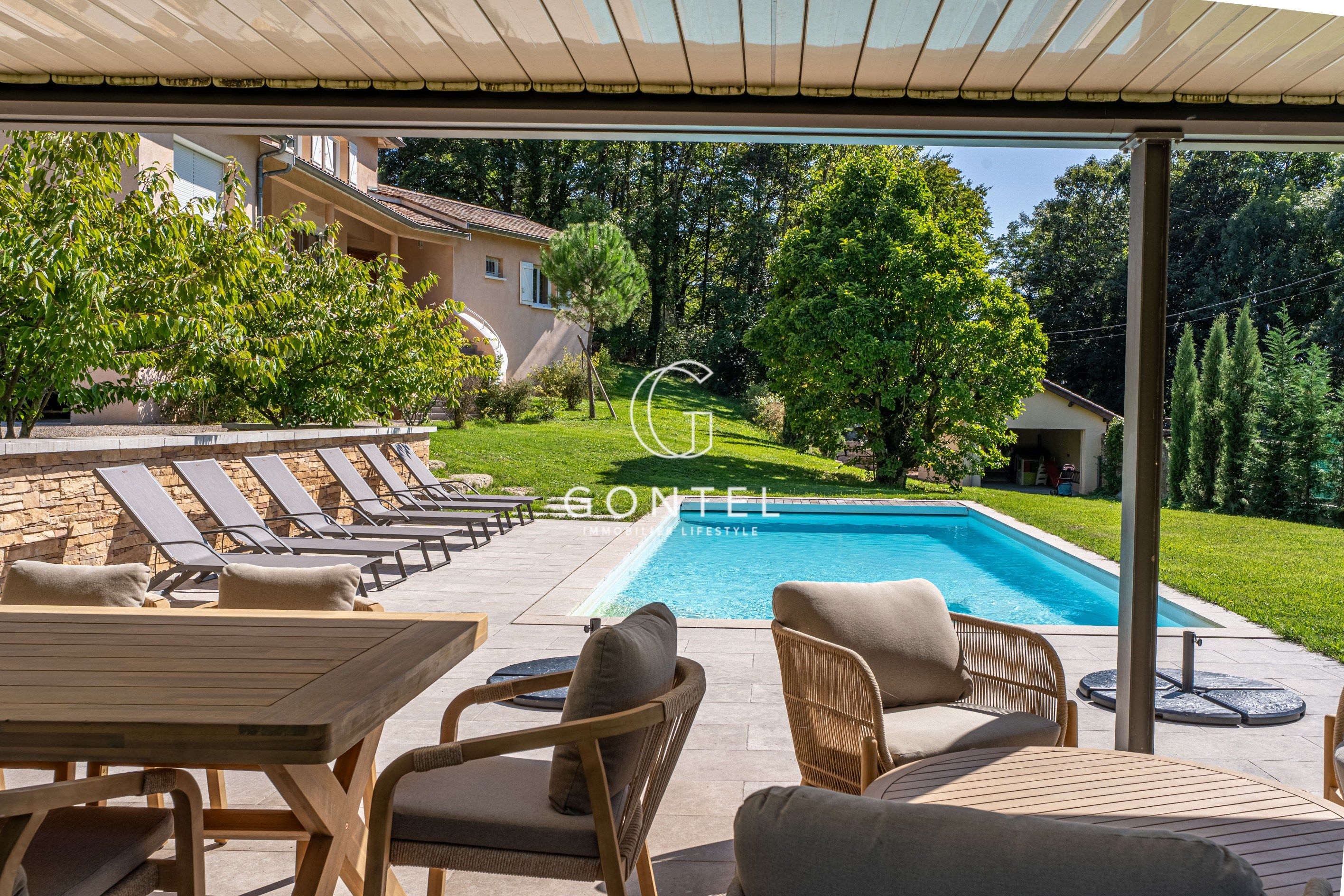 maison 5 Pièces en vente sur ST CYR AU MONT D OR (69450)