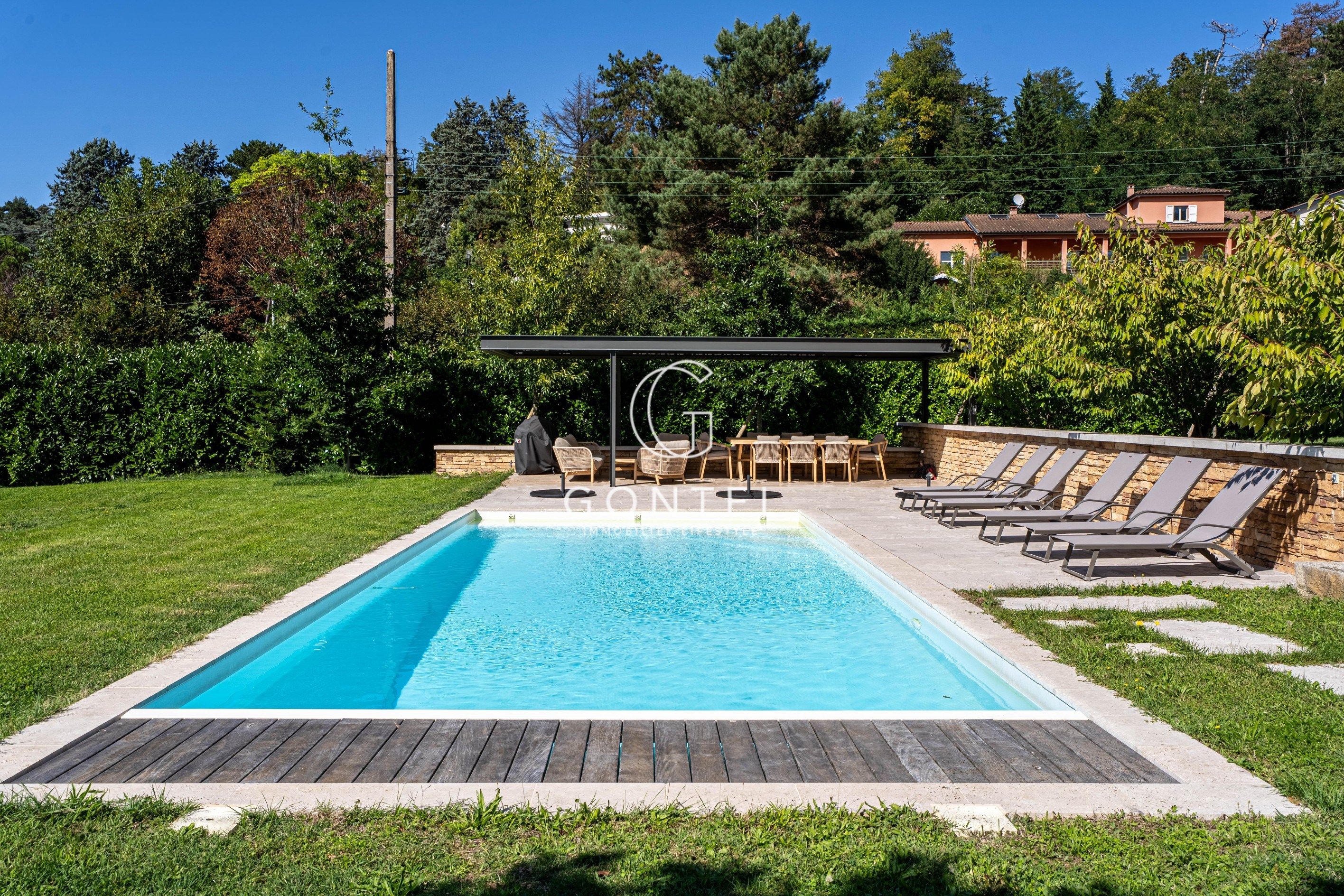 maison 5 Pièces en vente sur ST CYR AU MONT D OR (69450)