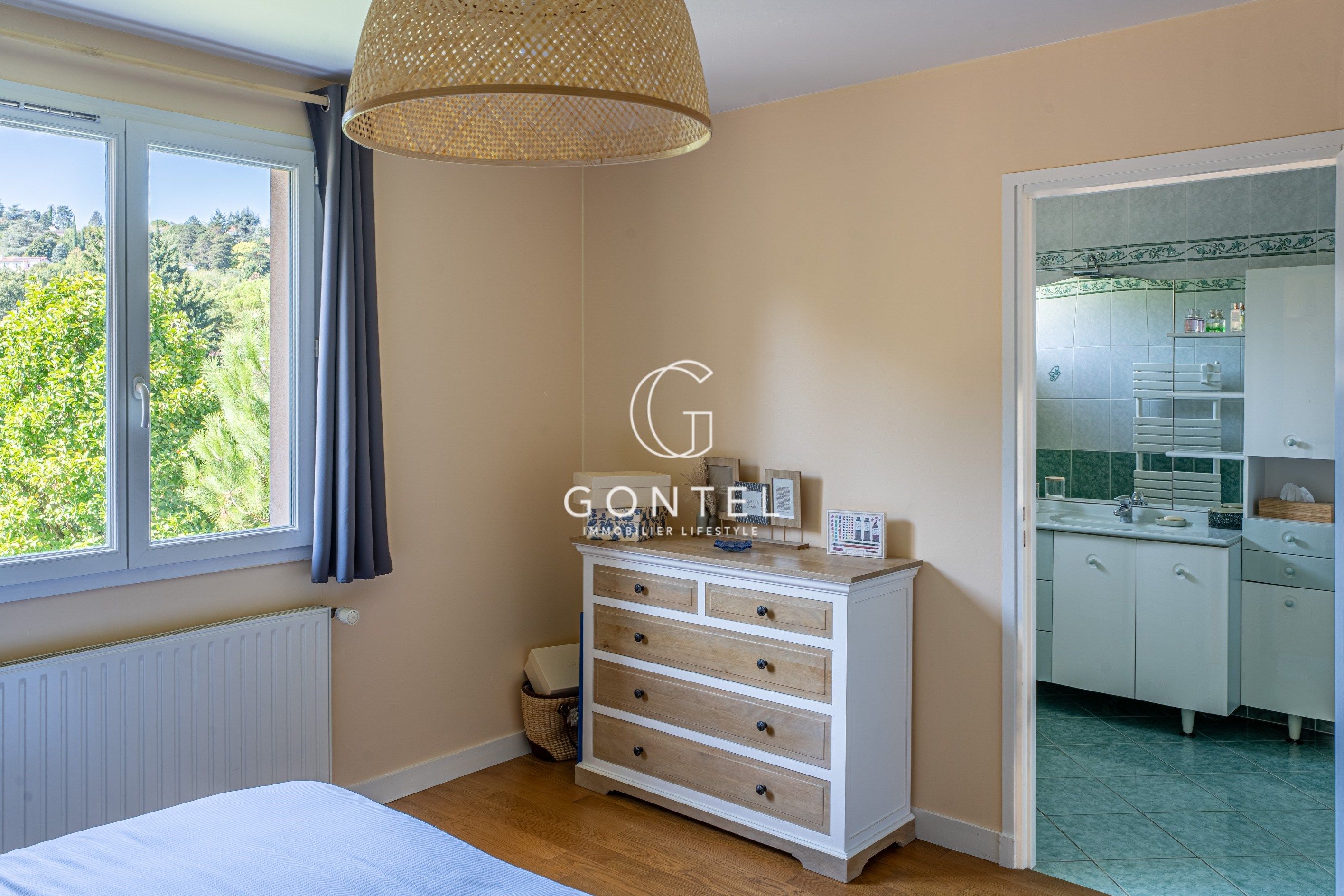 maison 5 Pièces en vente sur ST CYR AU MONT D OR (69450)