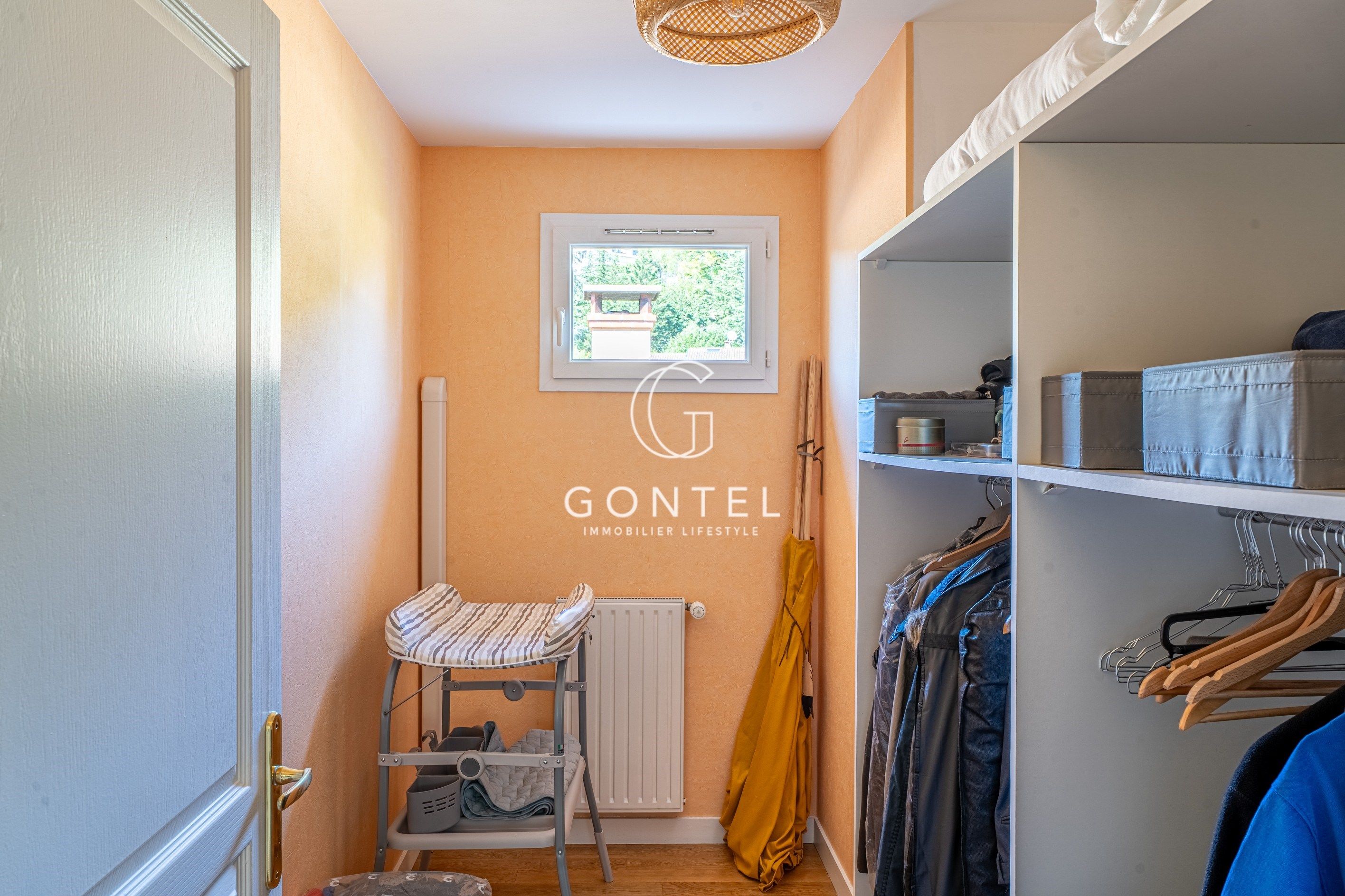 maison 5 Pièces en vente sur ST CYR AU MONT D OR (69450)