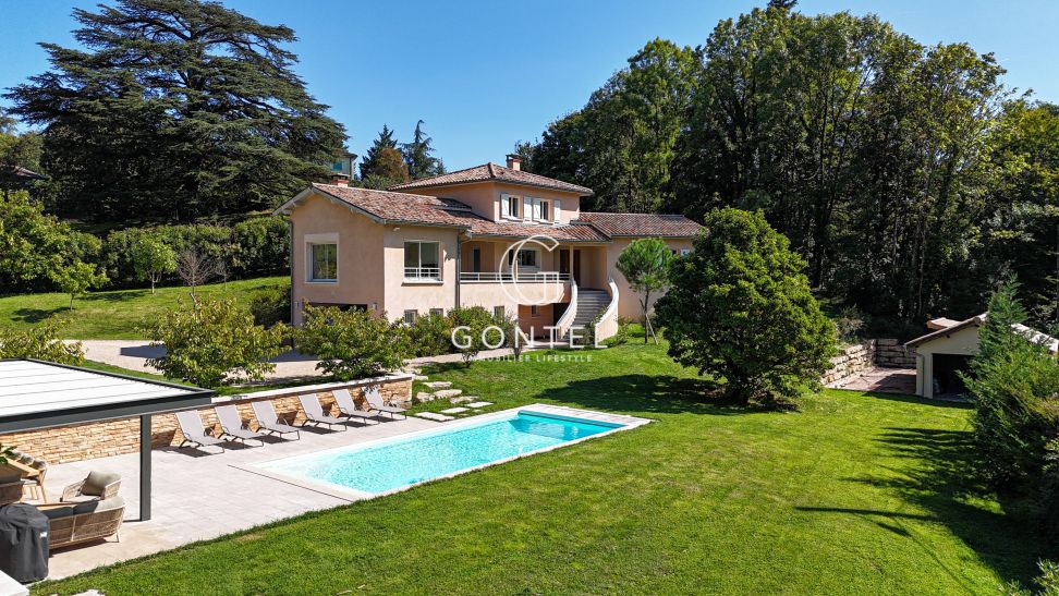 maison 5 Pièces en vente sur ST CYR AU MONT D OR (69450)