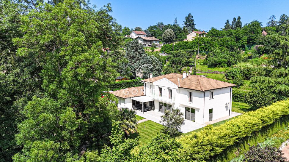maison 7 Pièces en vente sur ST CYR AU MONT D OR (69450)