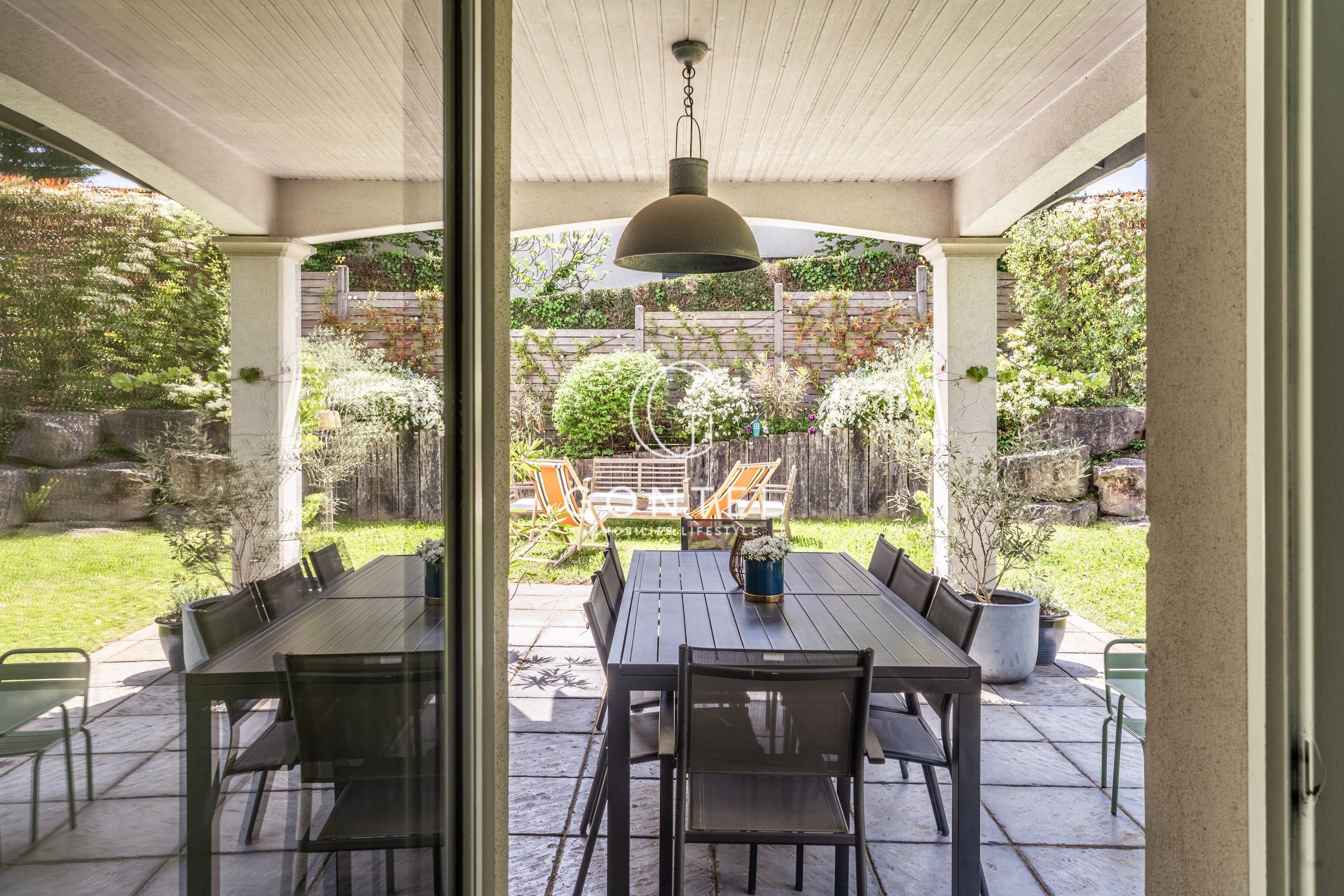 maison 7 Pièces en vente sur ST DIDIER AU MONT D OR (69370)