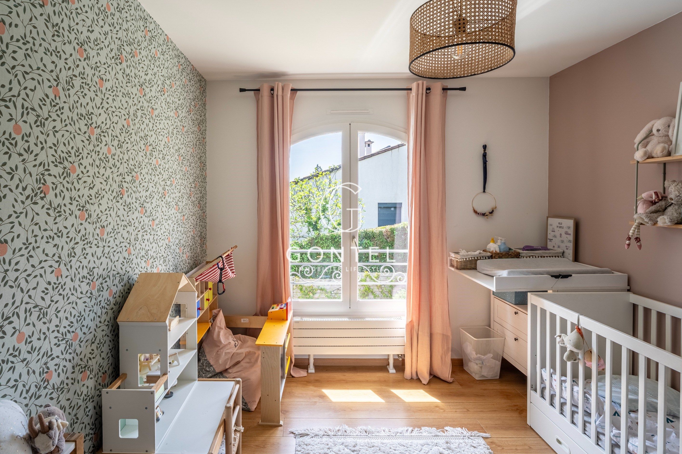 maison 7 Pièces en vente sur ST DIDIER AU MONT D OR (69370)