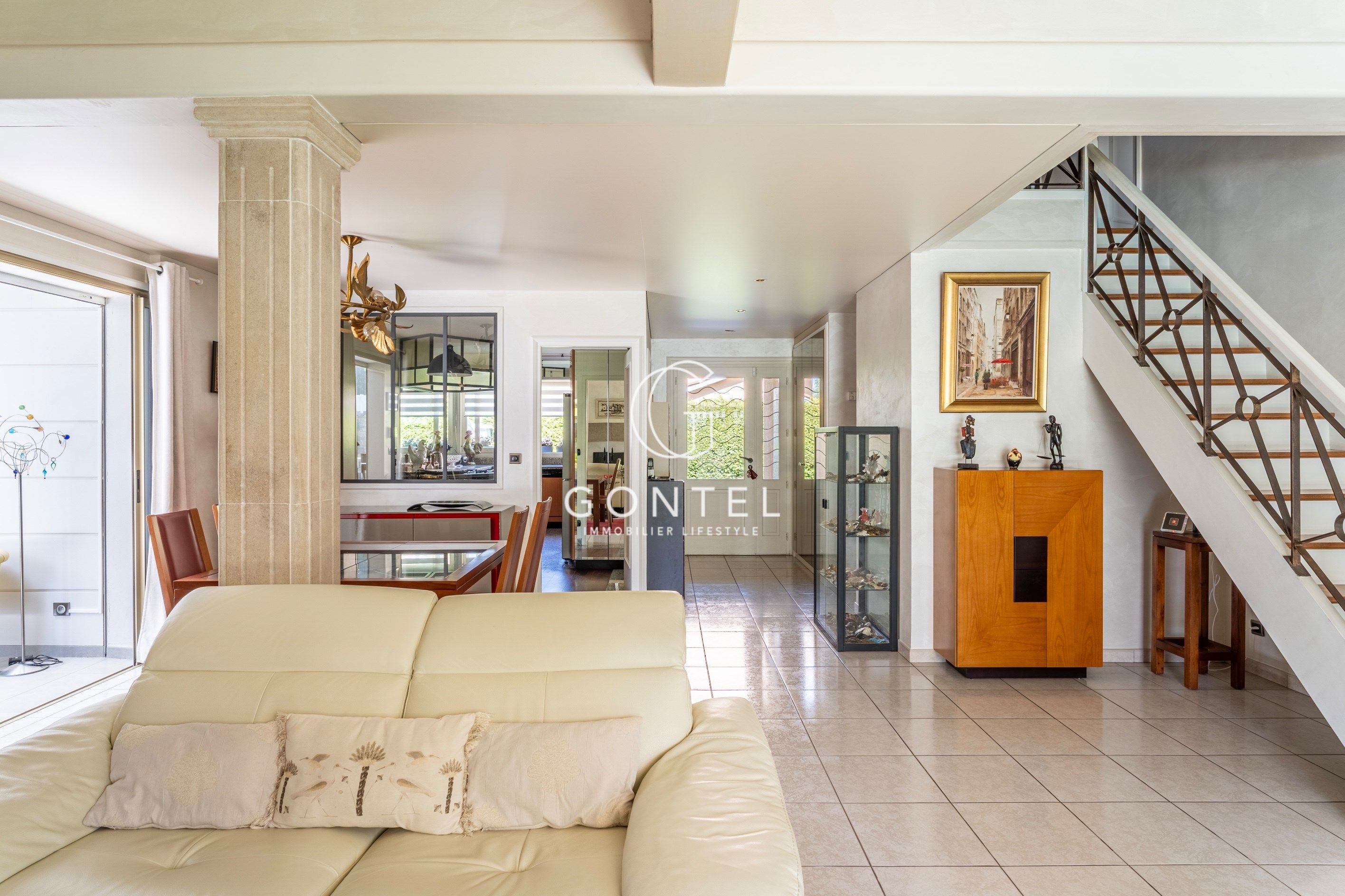 maison 5 Pièces en vente sur ST CYR AU MONT D OR (69450)