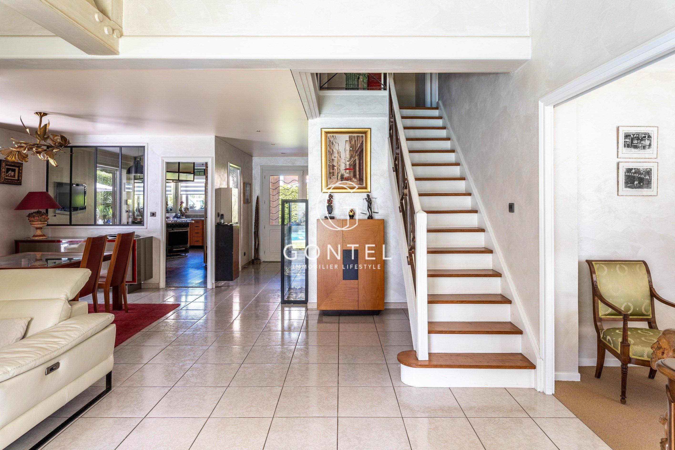 maison 5 Pièces en vente sur ST CYR AU MONT D OR (69450)