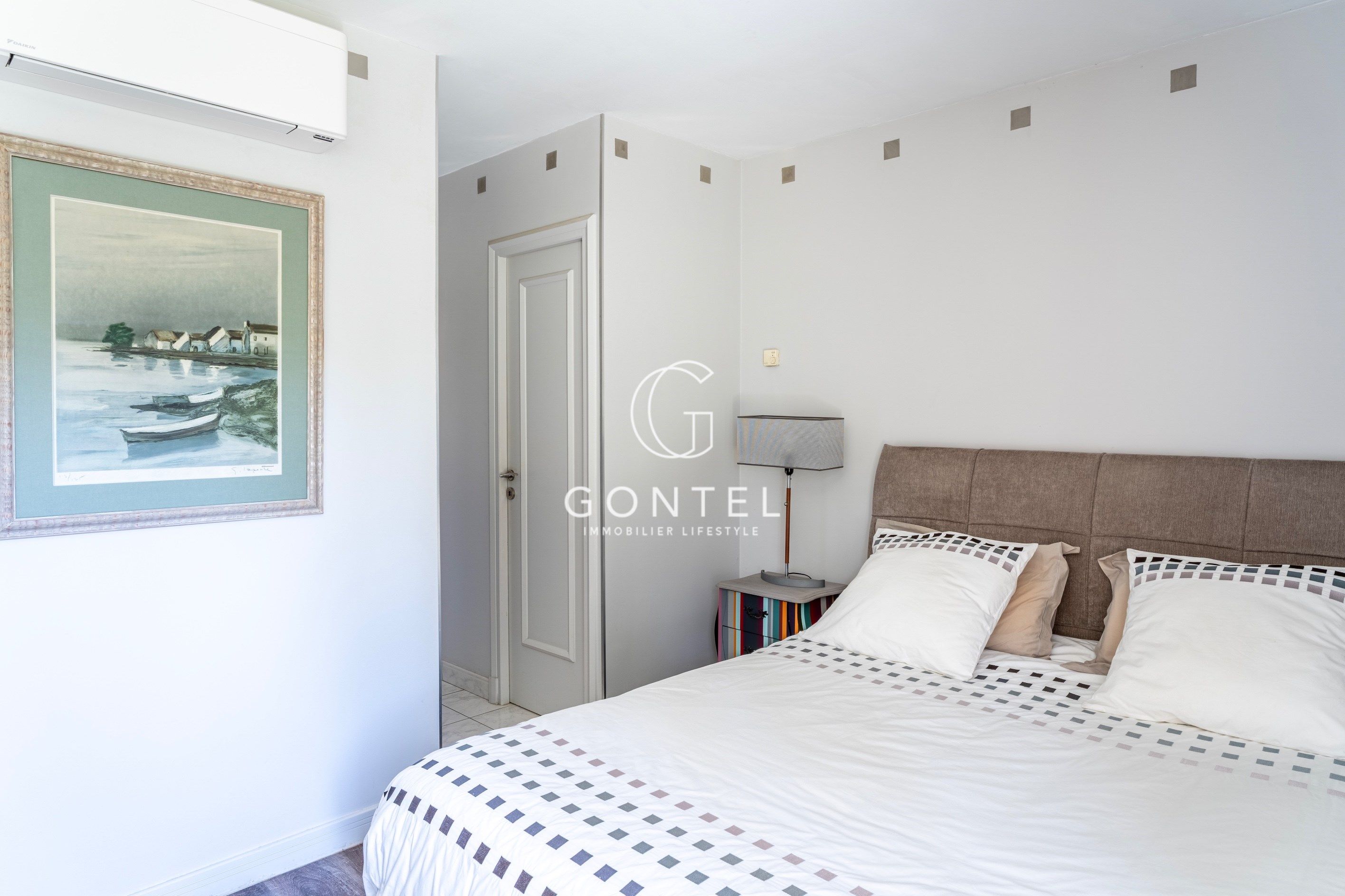 maison 5 Pièces en vente sur ST CYR AU MONT D OR (69450)