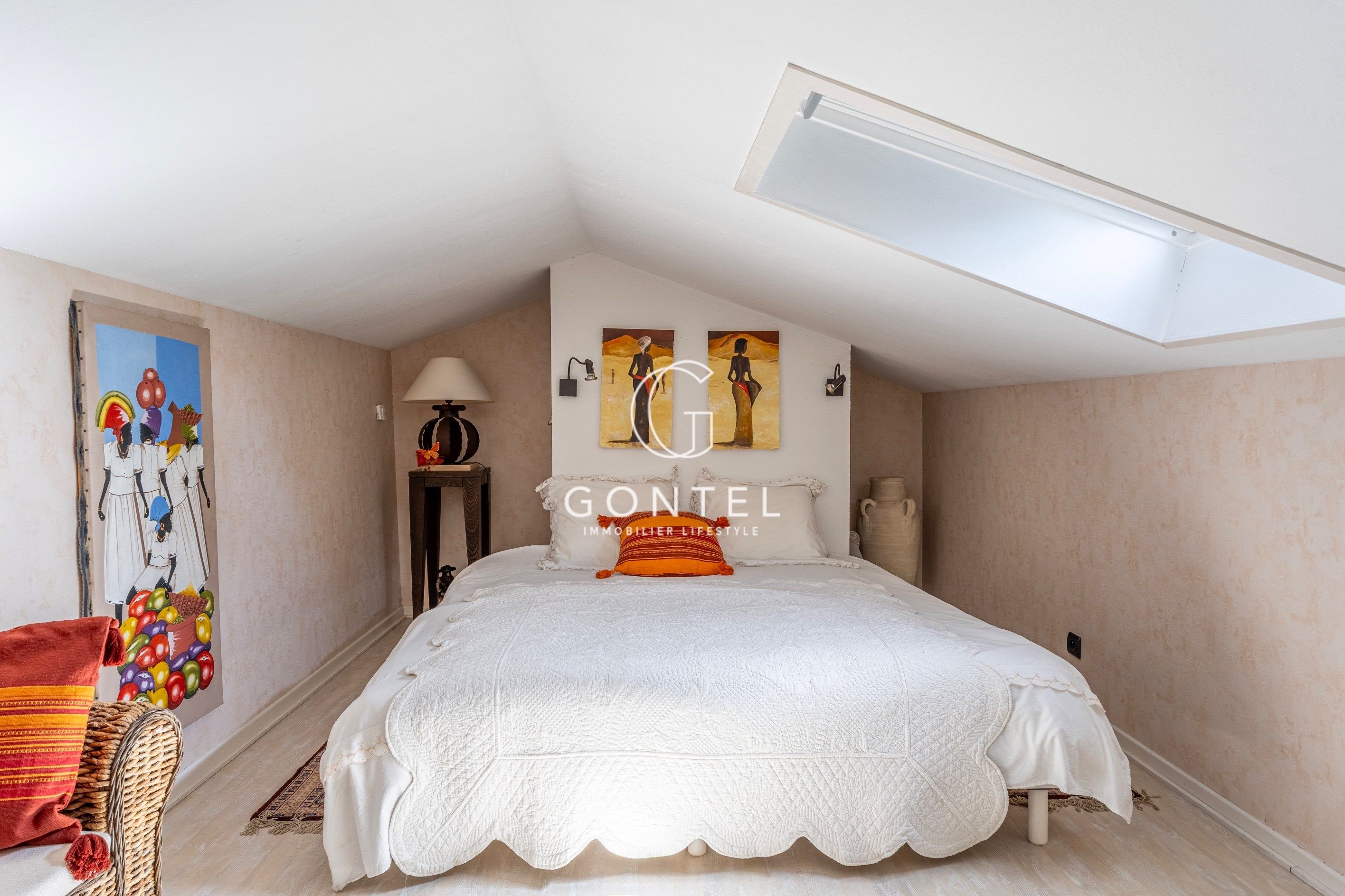 maison 5 Pièces en vente sur ST CYR AU MONT D OR (69450)