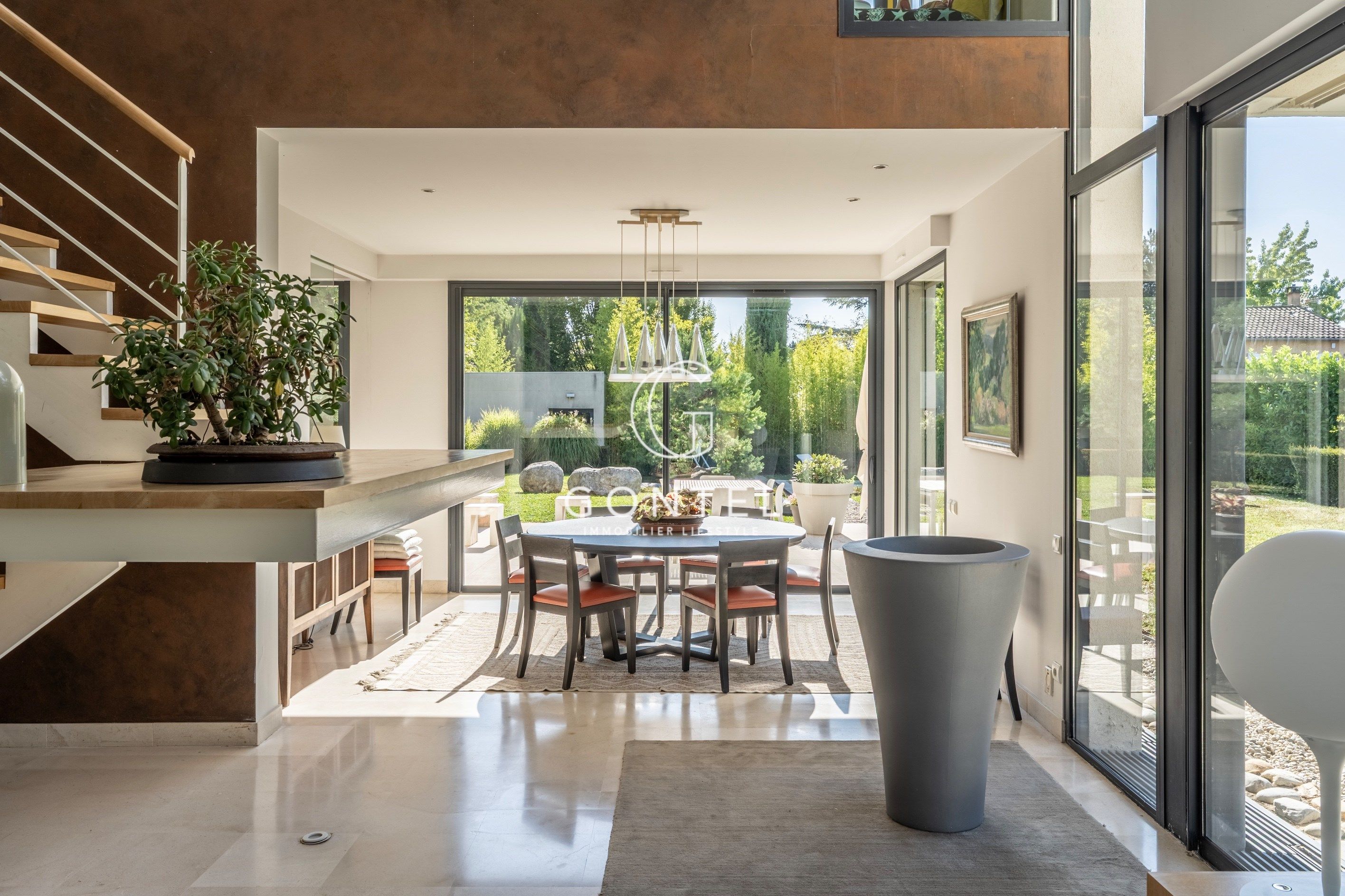 maison 5 Pièces en vente sur ST CYR AU MONT D OR (69450)