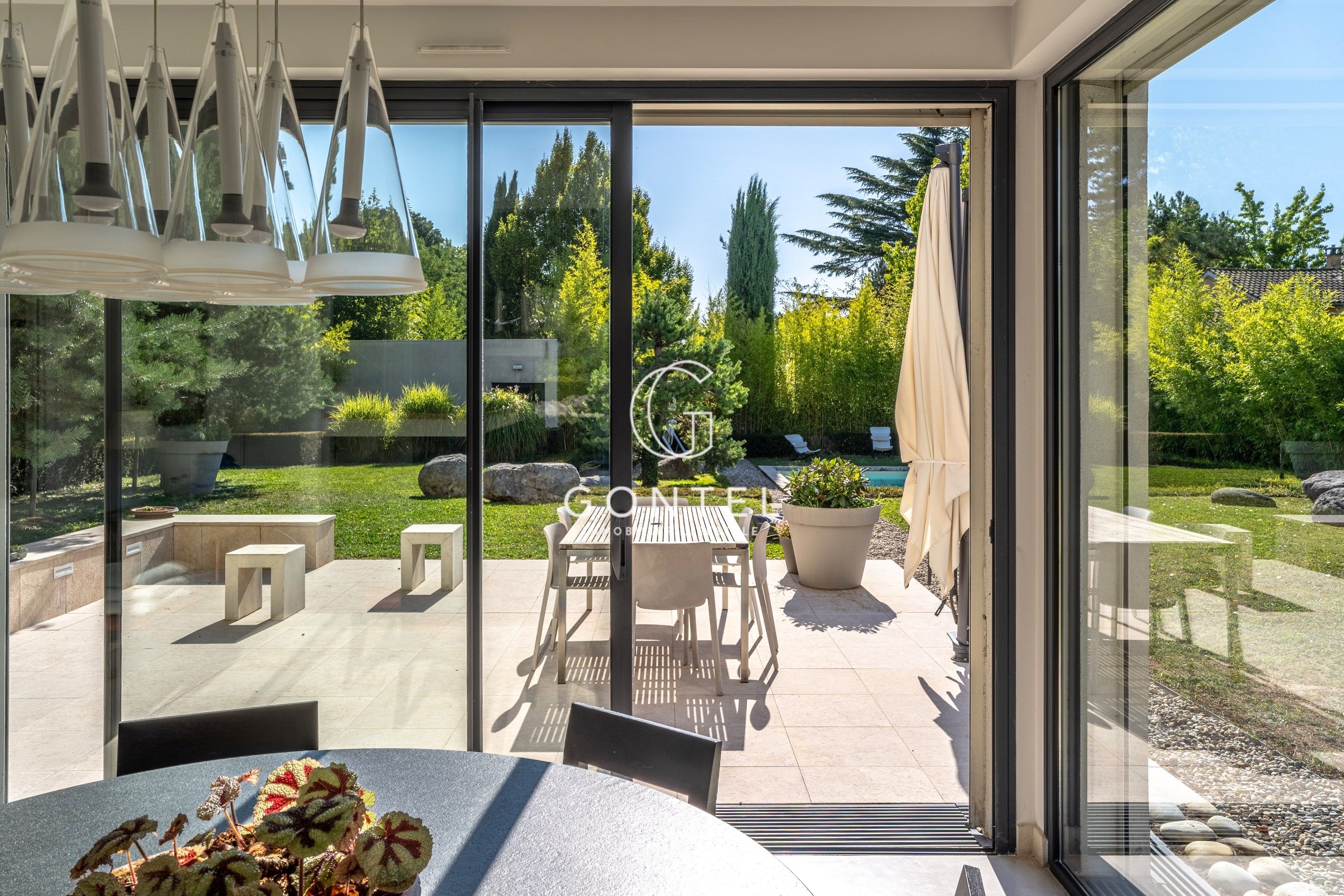 maison 5 Pièces en vente sur ST CYR AU MONT D OR (69450)