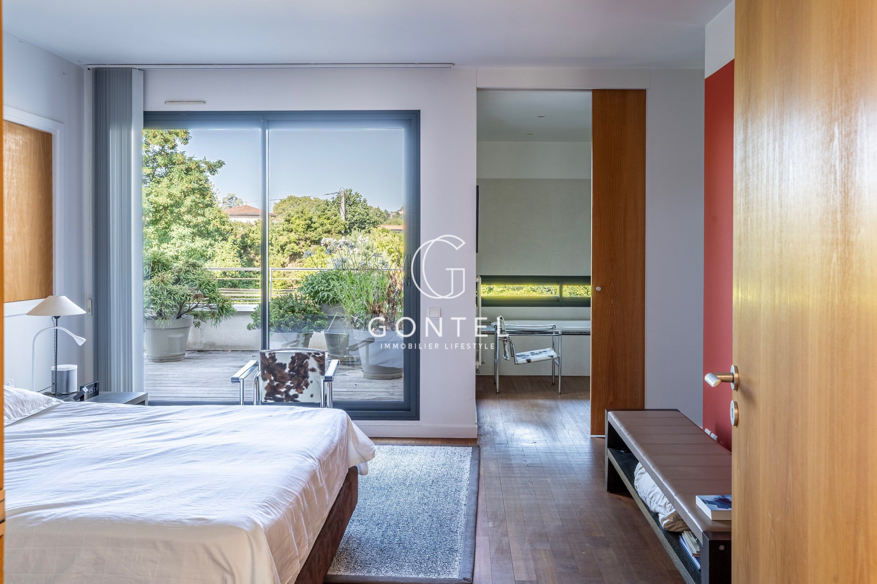 maison 5 Pièces en vente sur ST CYR AU MONT D OR (69450)