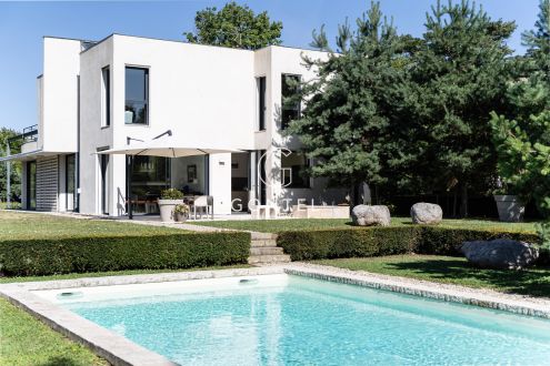 Vente Maison 210&nbsp;m² 5&nbsp;Pièces Saint-Cyr-au-Mont-d'Or