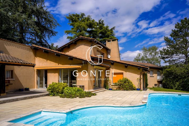 Vente Maison 240&nbsp;m² 6&nbsp;Pièces Saint-Cyr-au-Mont-d'Or