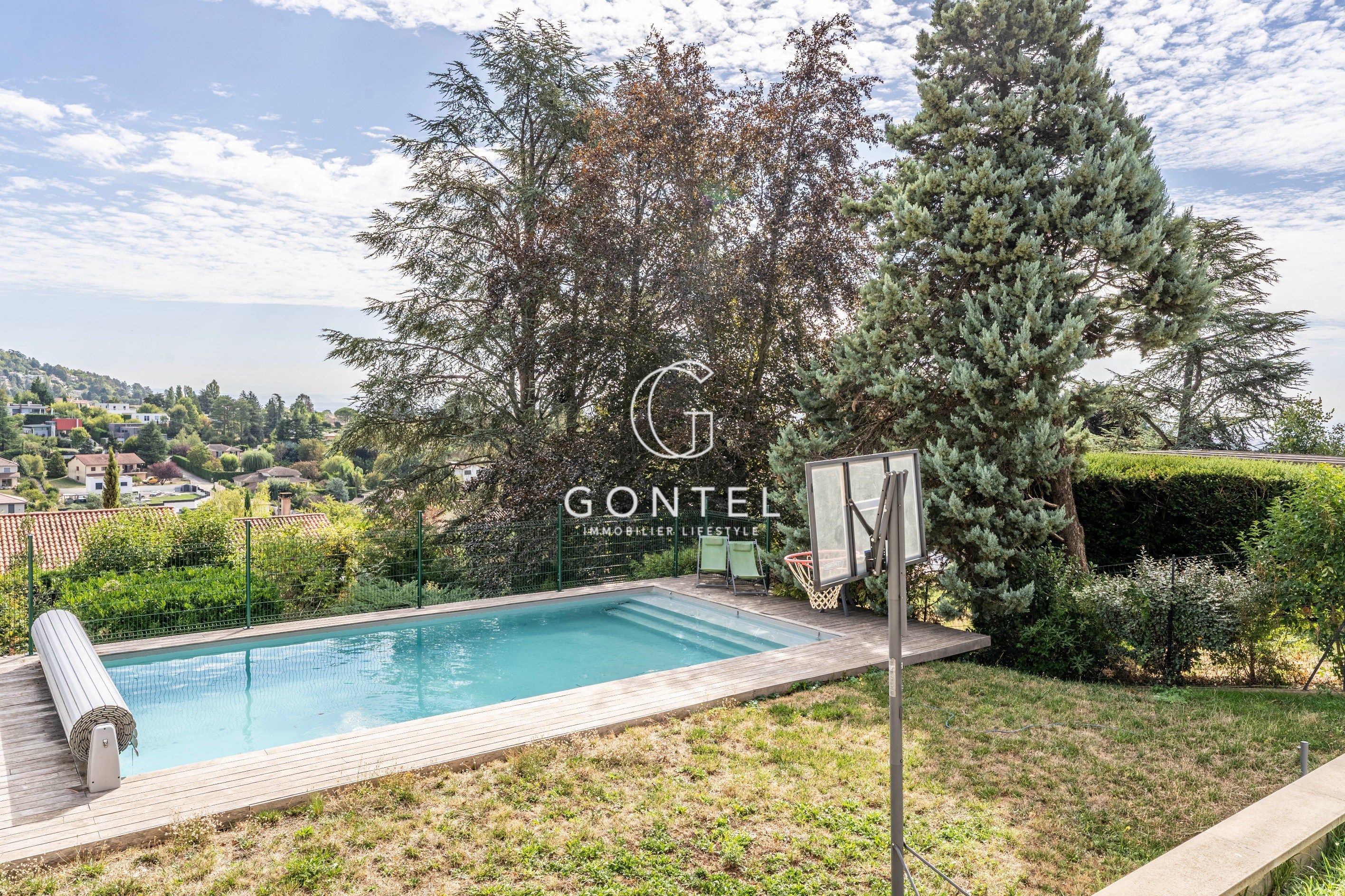 maison 6 Pièces en vente sur ST DIDIER AU MONT D OR (69370)
