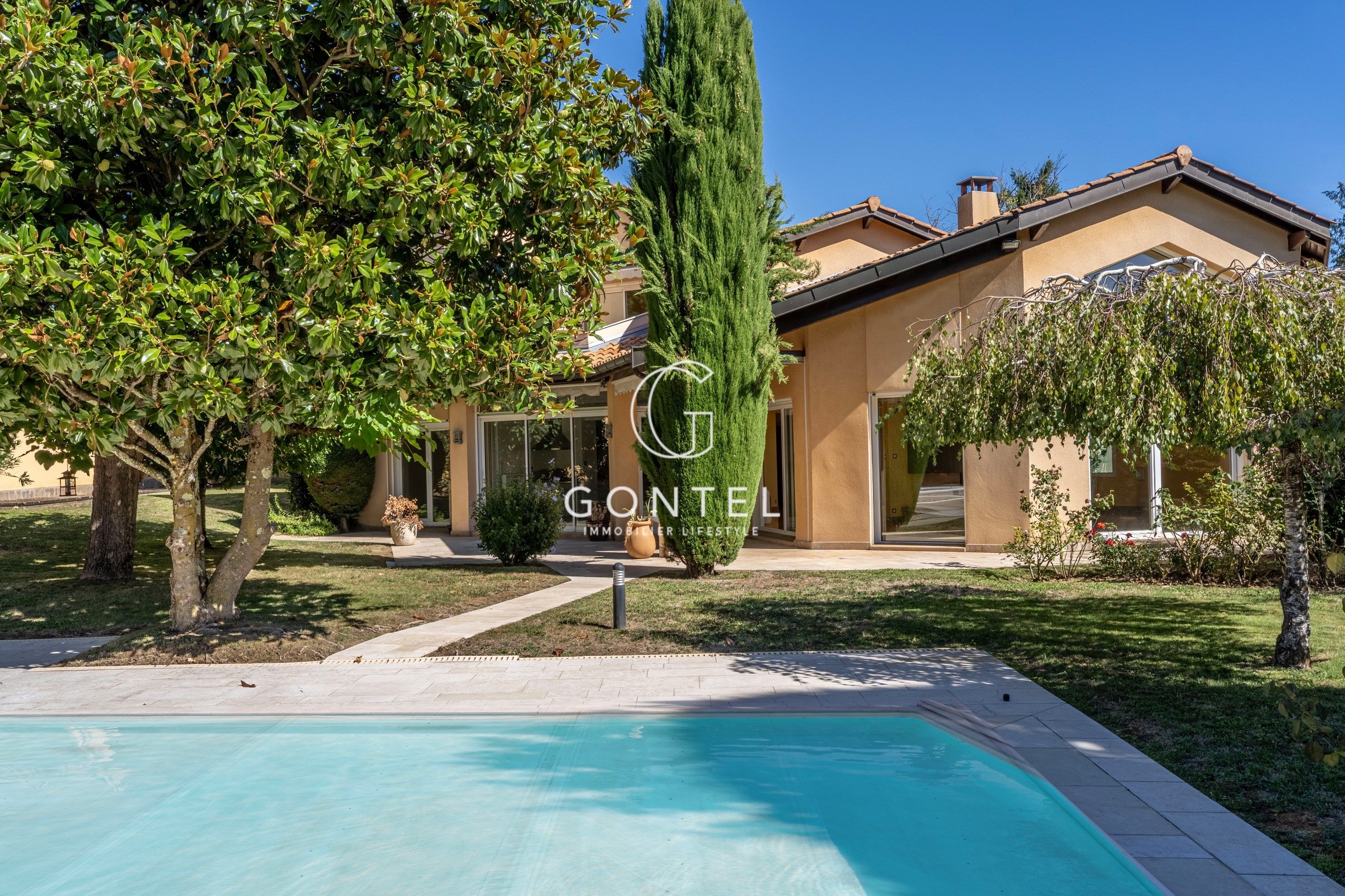 maison 5 Pièces en vente sur ST CYR AU MONT D OR (69450)
