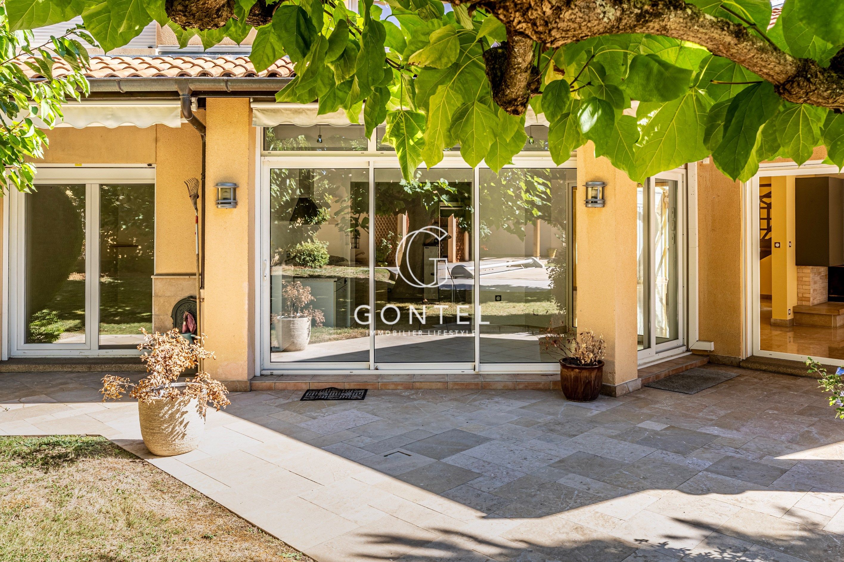 maison 5 Pièces en vente sur ST CYR AU MONT D OR (69450)