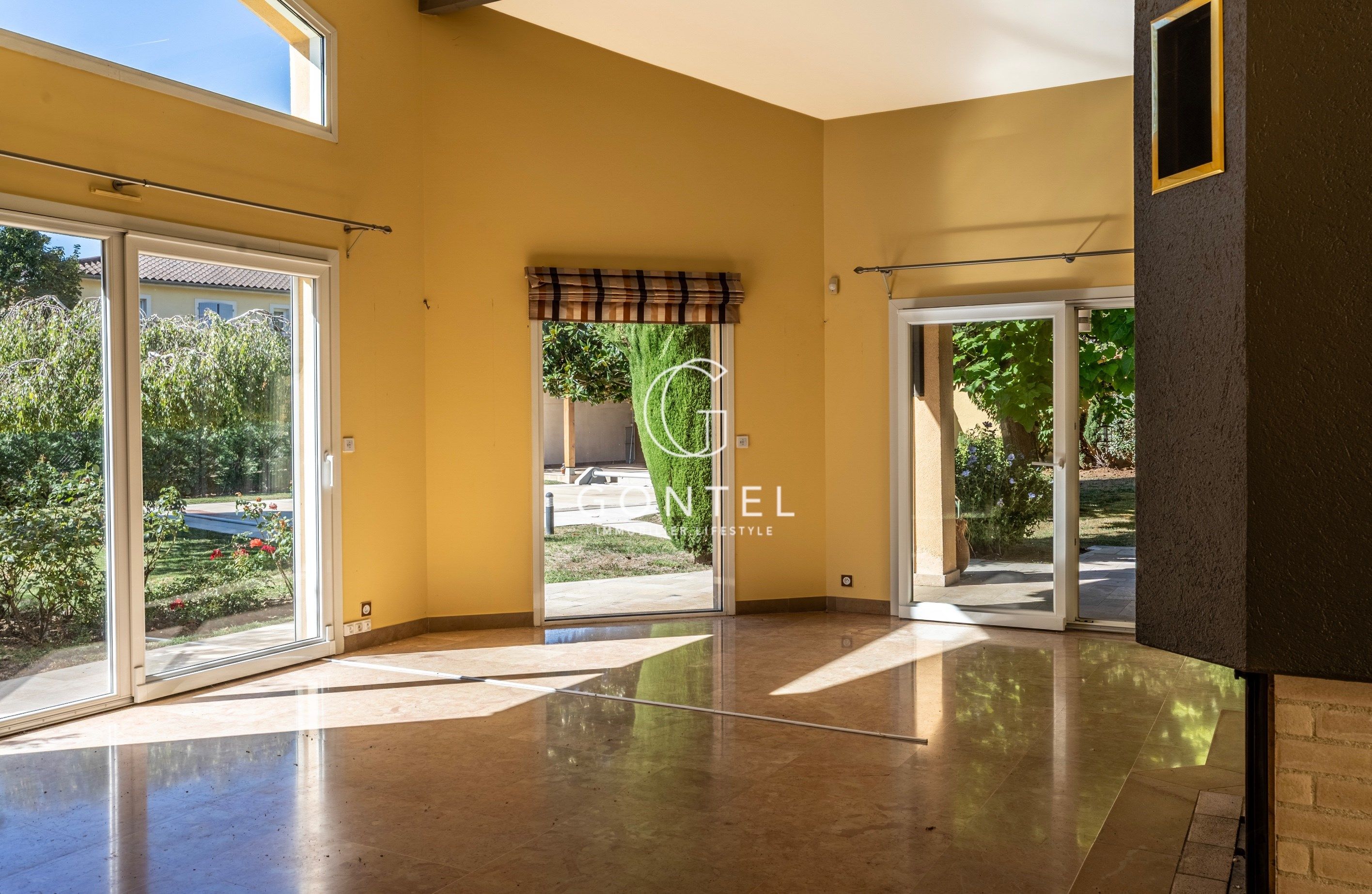 maison 5 Pièces en vente sur ST CYR AU MONT D OR (69450)