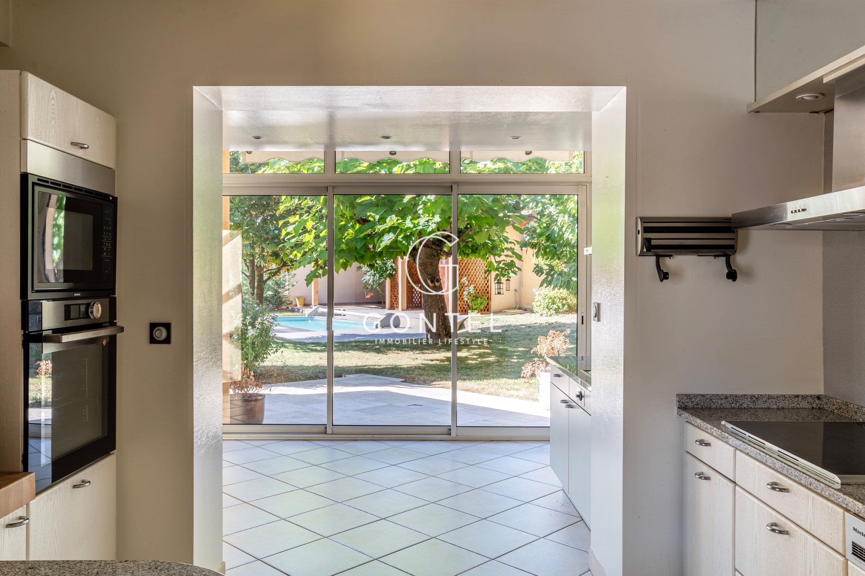 maison 5 Pièces en vente sur ST CYR AU MONT D OR (69450)