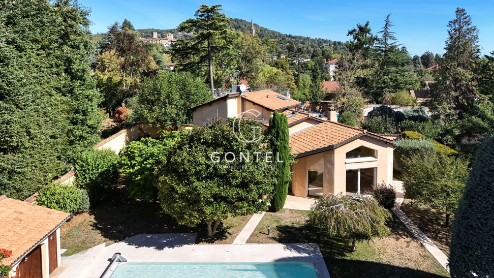 maison 5 Pièces en vente sur ST CYR AU MONT D OR (69450)