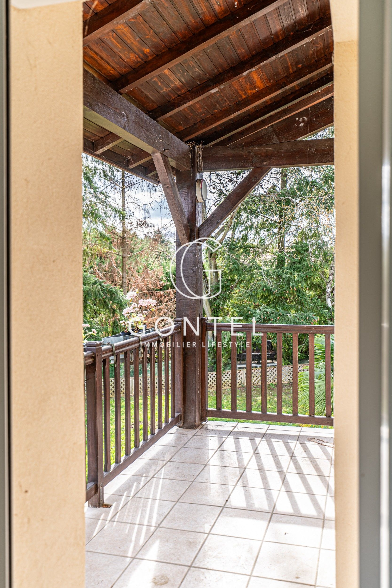 maison 6 Pièces en vente sur ST CYR AU MONT D OR (69450)