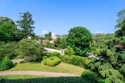 Vente Appartement 85&nbsp;m² 4&nbsp;Pièces Caluire-et-Cuire