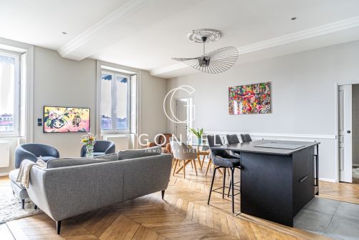 Vente Appartement 113&nbsp;m² 4&nbsp;Pièces Lyon 1
