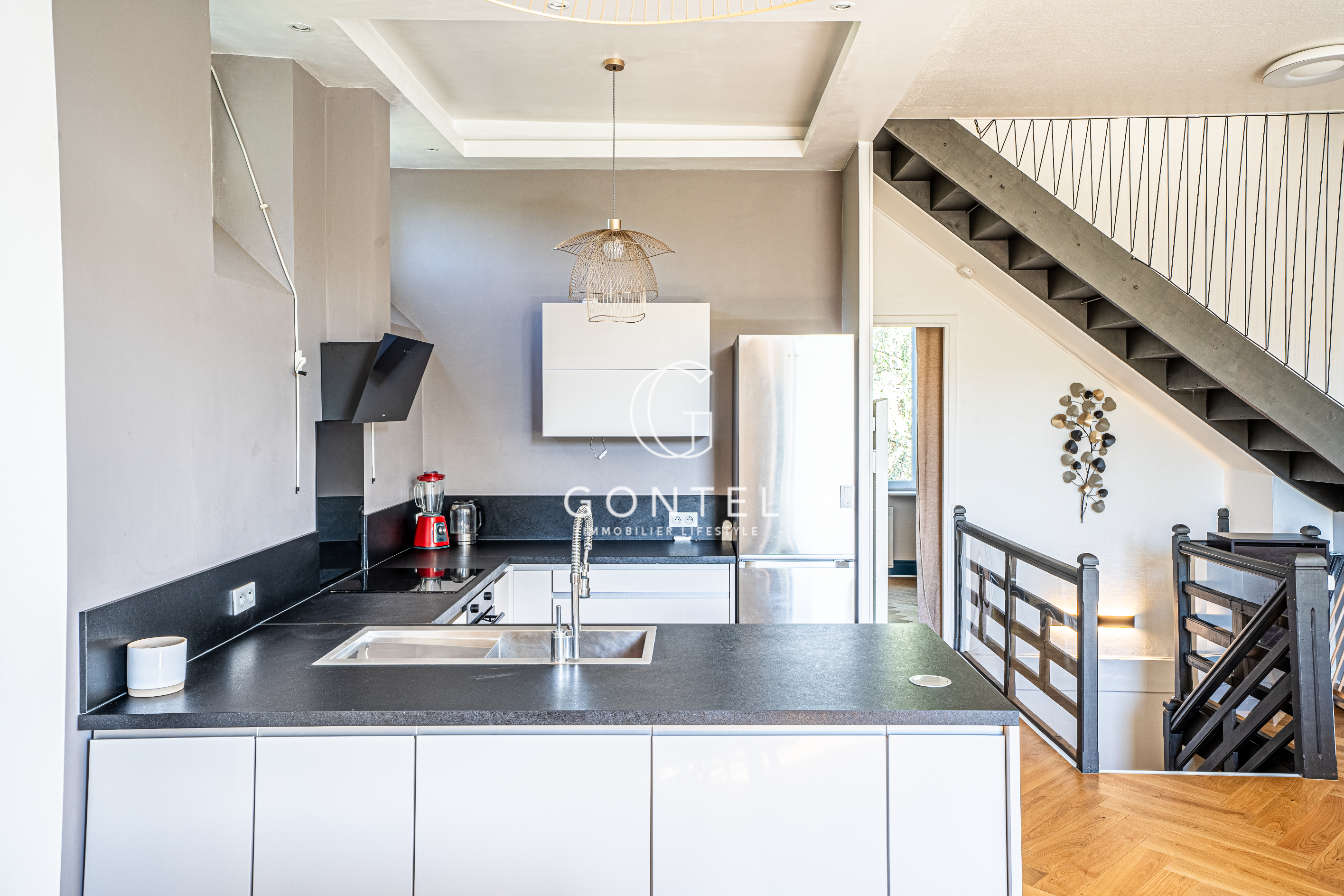 appartement 5 Pièces en vente sur ST CYR AU MONT D OR (69450)